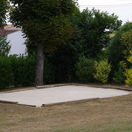 Le Clos Des Oiseaux Saintes Kültér fotó