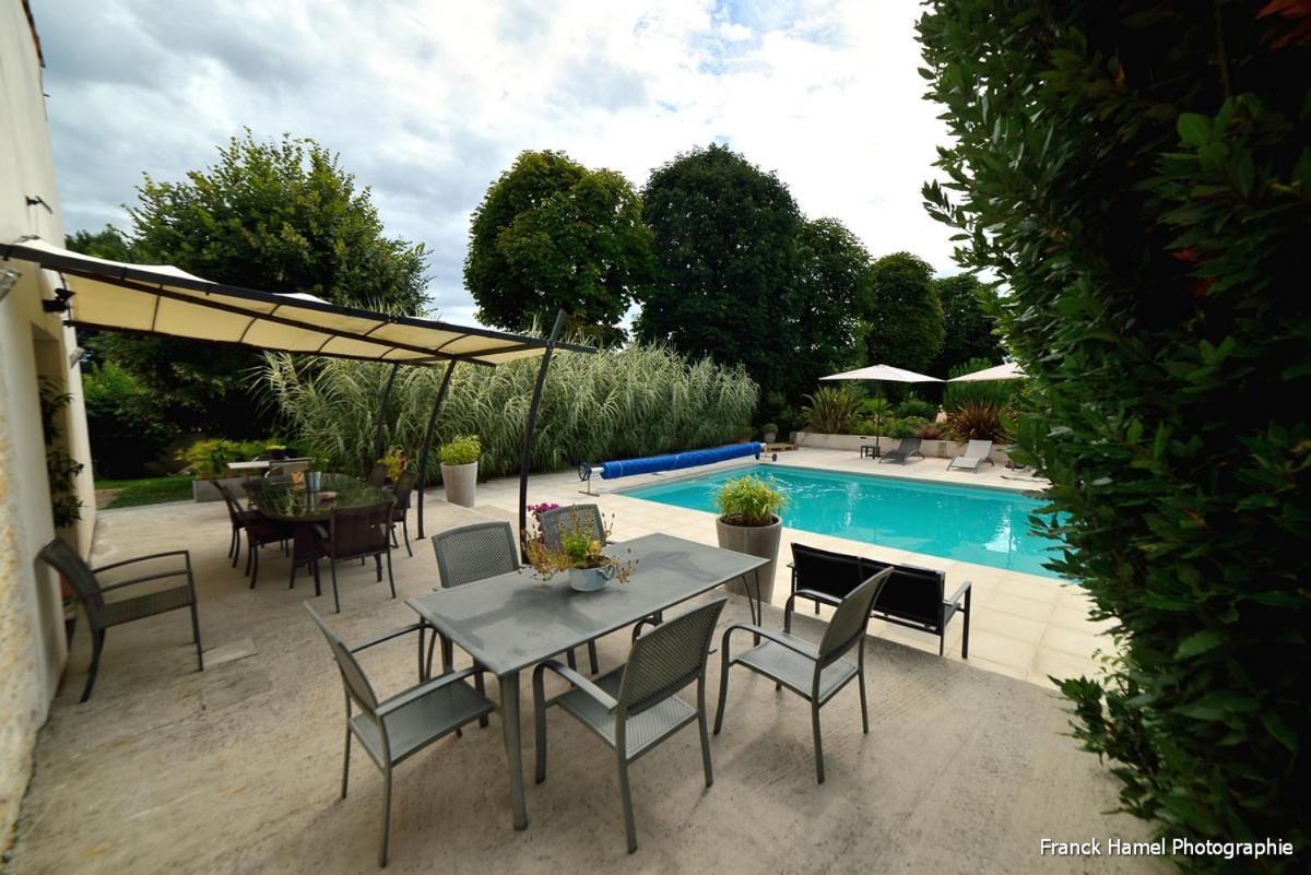 Le Clos Des Oiseaux Saintes Kültér fotó